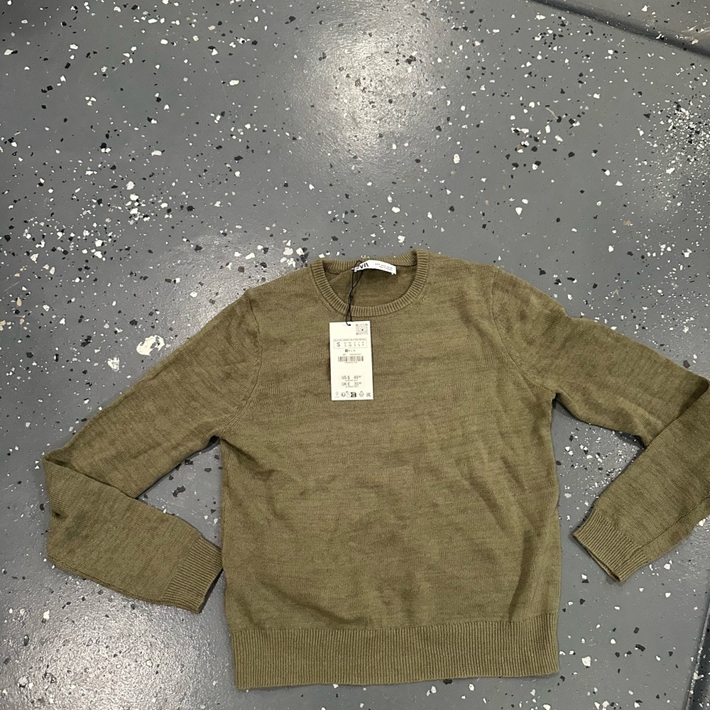 Zara Green Crewneck Sweater